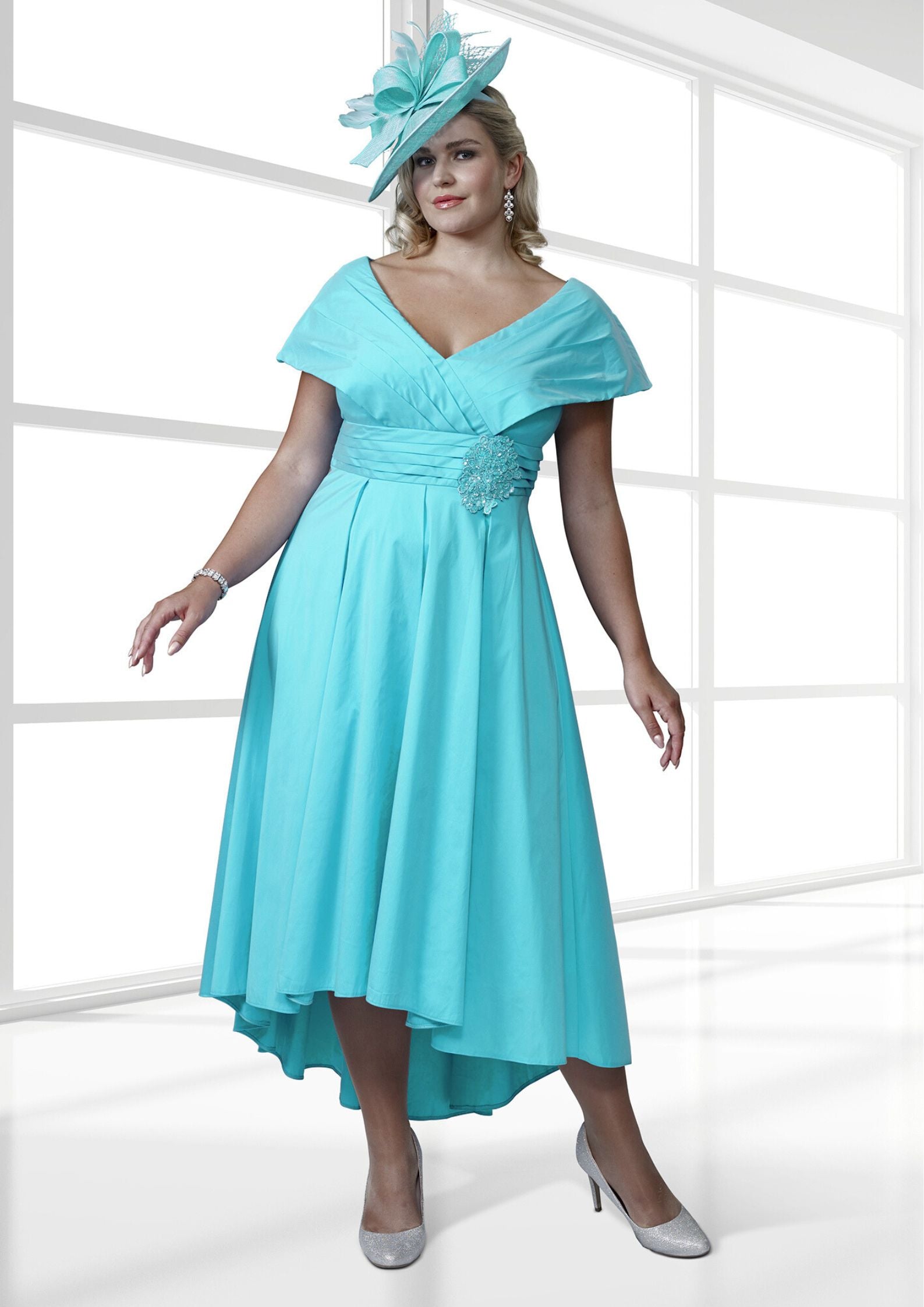 Plus Size Mother of the Bride Dress Turquoise Beaded Lace by Veromia Plus Size Mother of the Bride Dress Turquoise Beaded Lace by Veromia