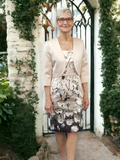 Stylish Outfits, part of our Lizabella designer range of Dress & Jackets.  2957, Last one size 8