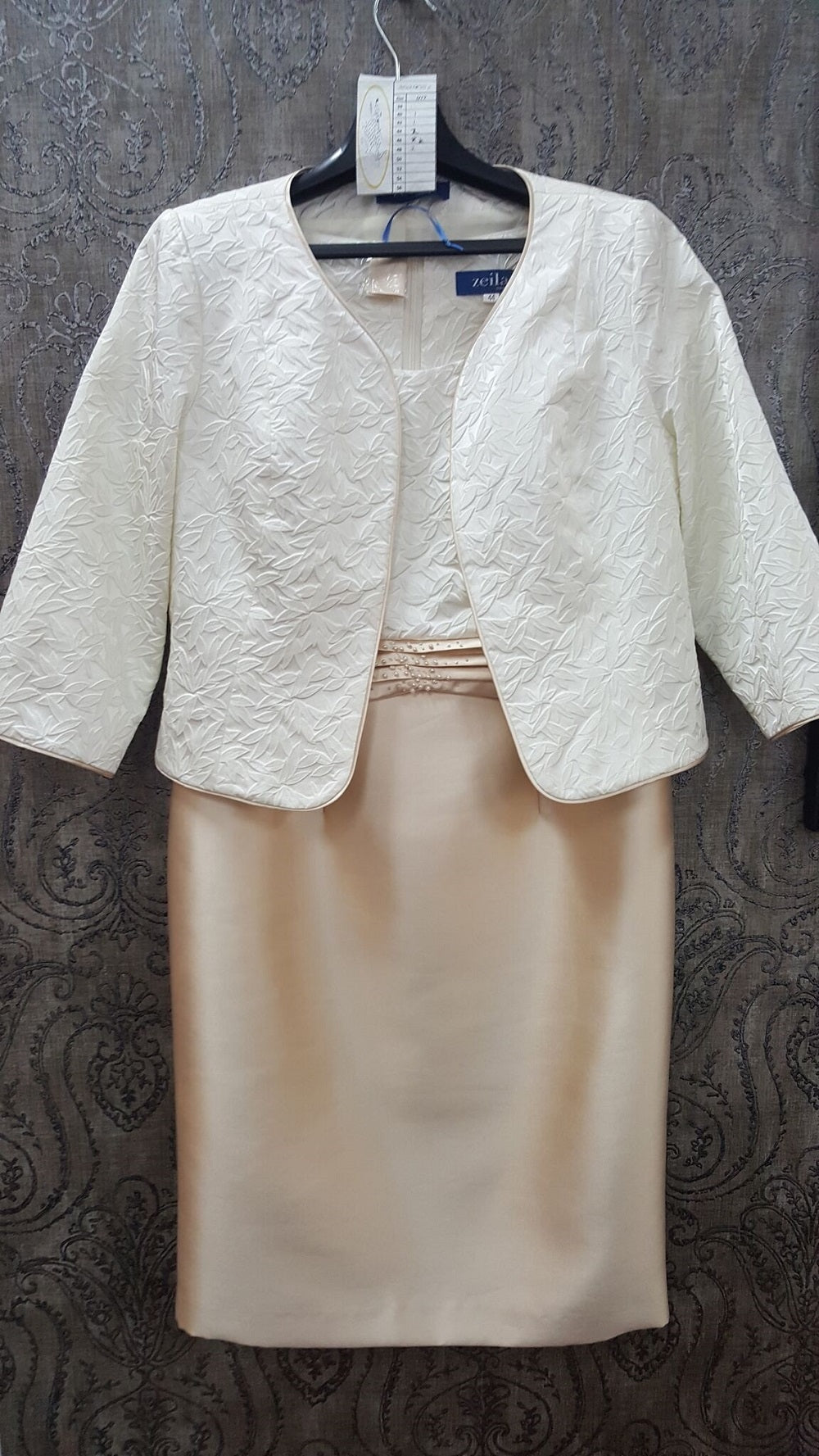 Zeila Cream & Gold Mother of the Bride Dress with Jacket Elegant Zeila Cream & Gold Mother of the Bride Dress with Jacket Elegant